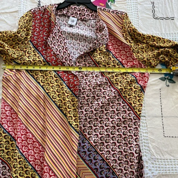 NWOT CAbi Dress Colorful and Stylish Size M - Picture 15 of 16